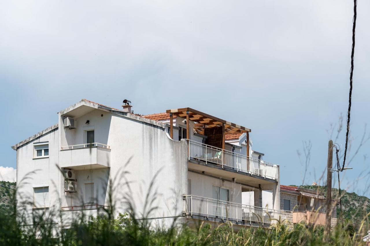 Olivae Apartments Traù Esterno foto